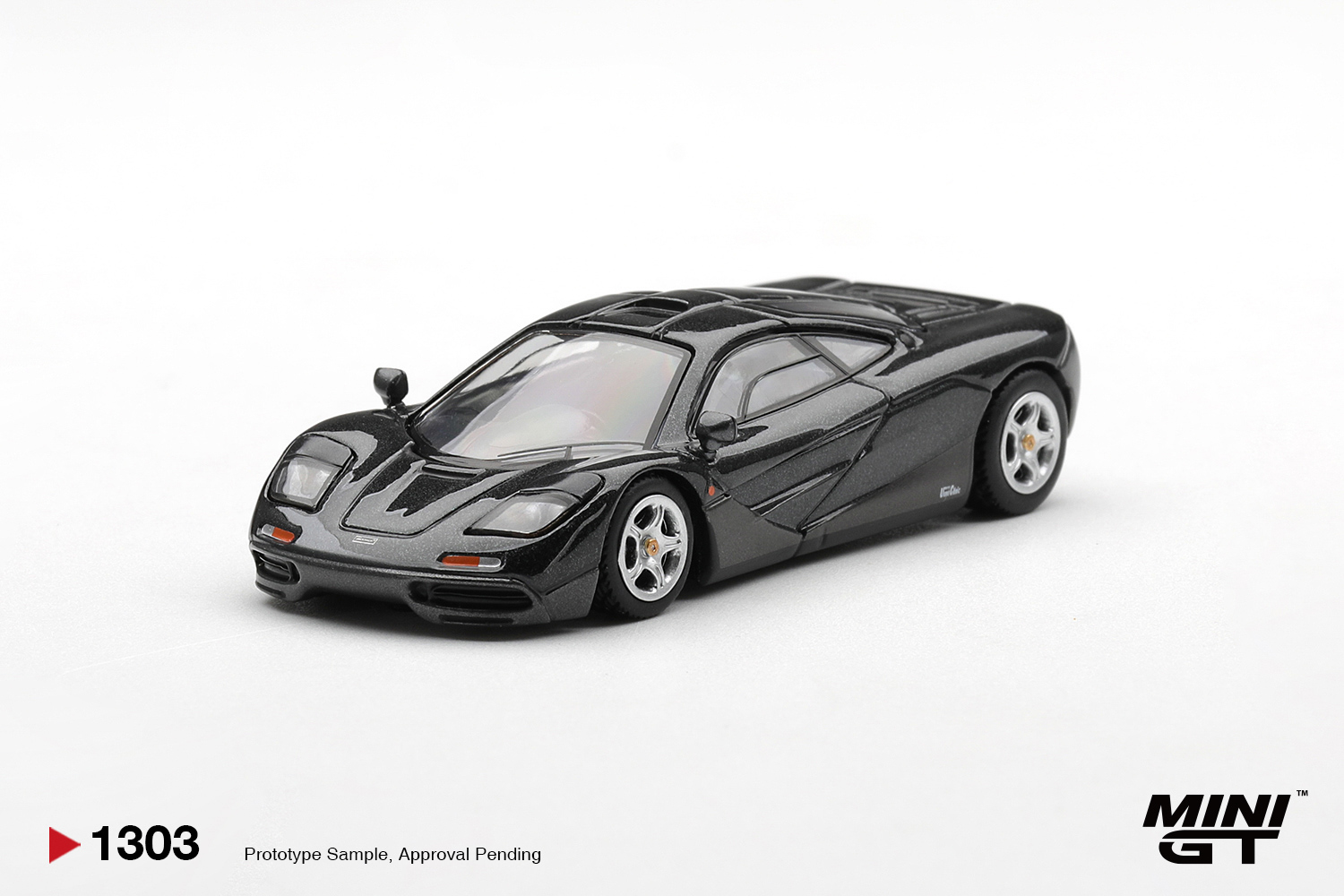 Kids Toys Cars - MINIGT 1/64 McLaren F1 Blue Black